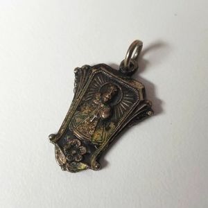 Antique art deco miraculous infant Jesus of Prague pendant